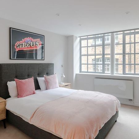 Circus Of Colour - Farringdon - By Frankie Says Apartment London Exterior photo